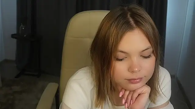 EunicePhurrough online show from August 2026 01:46:02 PM