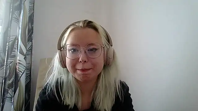 MaddieTeen online show from August 2026 09:25:02 AM