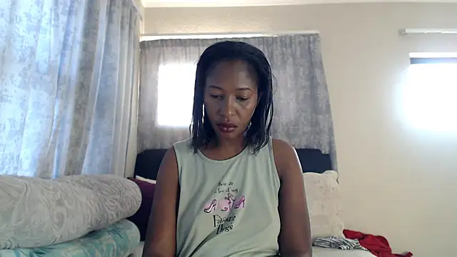 leanna23 online show from October 2025 04:44:01 AM