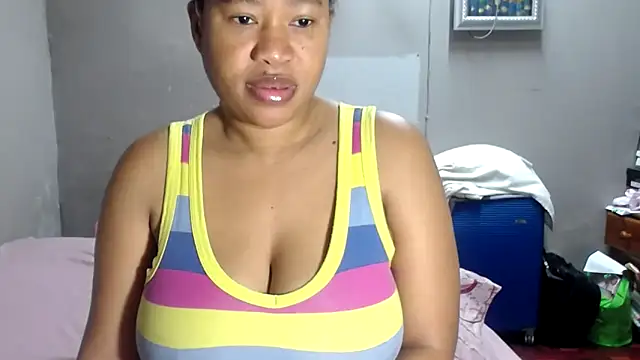 Snapshot of BigAreola26 chatting on June 2026 07:01:02 AM BigAreola26 online show from June 2026 07:01:02 AM