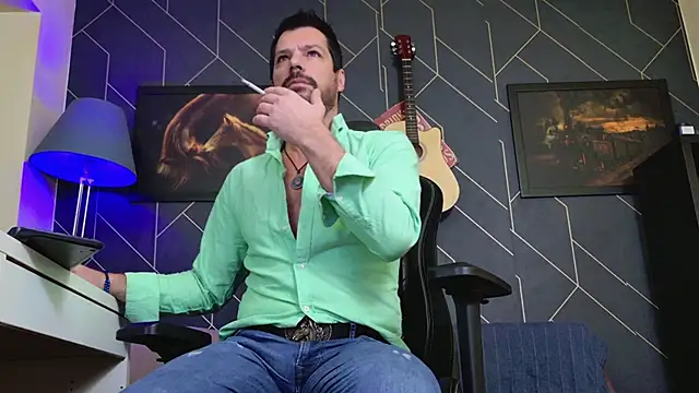 ChrisKox online show from November 2025 02:36:01 AM