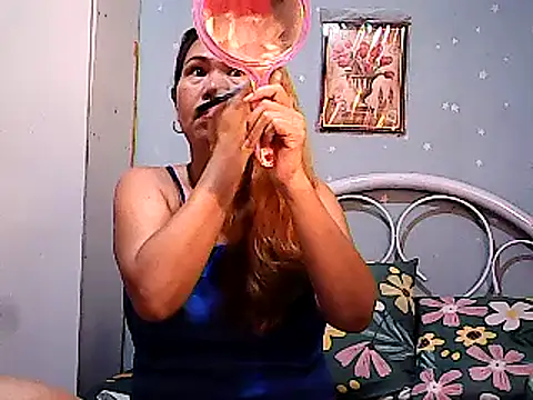 Snapshot of lovely-asian chatting on January 2025 10:57:02 PM lovely-asian online show from January 2025 10:57:02 PM