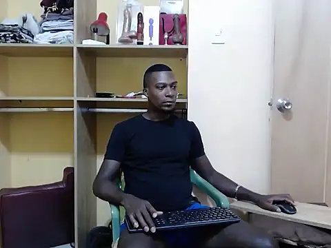 Snapshot of kurtbigcock chatting on January 2025 05:18:01 PM kurtbigcock online show from January 2025 05:18:01 PM