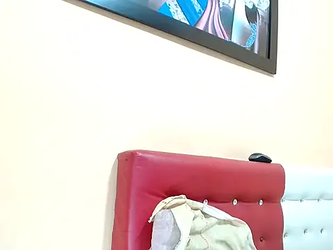 Snapshot of kurtbigcock chatting on January 2025 07:49:02 PM kurtbigcock online show from January 2025 07:49:02 PM