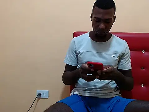 Snapshot of kurtbigcock chatting on February 2025 05:01:01 PM kurtbigcock online show from February 2025 05:01:01 PM