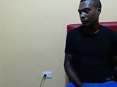 Snapshot of kurtbigcock chatting on March 2025 08:50:02 PM kurtbigcock online show from March 2025 08:50:02 PM