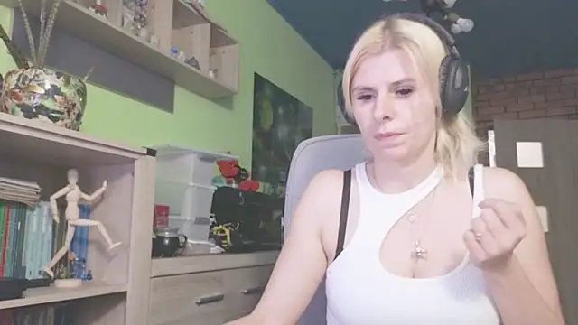 karmija online show from November 2025 06:50:01 PM