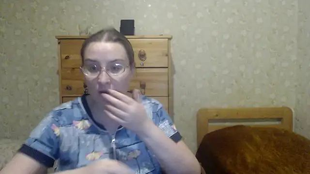 Smart Rose online show from January 2025 08:14:02 PM