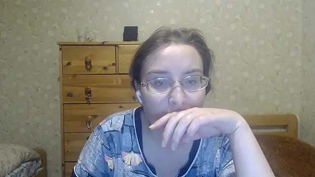 Smart Rose online show from February 2025 05:37:01 PM