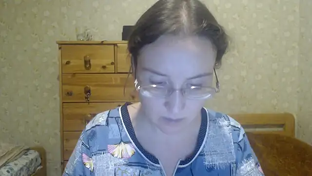 Smart Rose online show from February 2025 02:48:02 AM