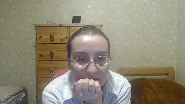 Smart Rose online show from February 2025 07:25:01 PM