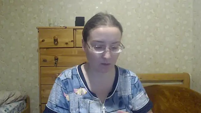 Smart Rose online show from February 2025 10:11:01 PM