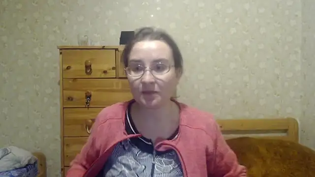 Smart Rose online show from February 2025 05:19:02 PM