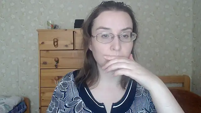 Smart Rose online show from February 2025 12:29:01 PM