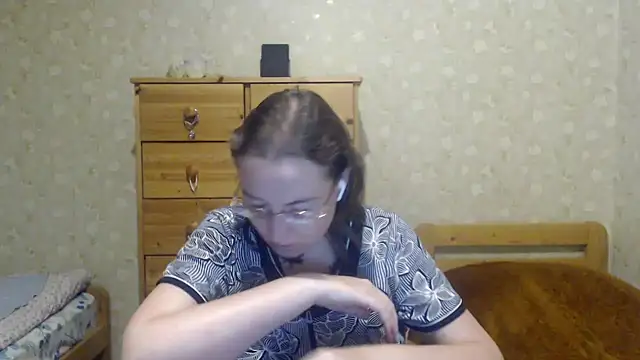 Smart Rose online show from March 2025 10:52:02 PM