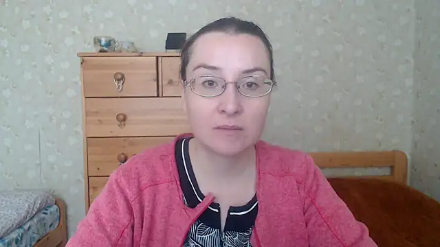 Smart Rose online show from March 2025 12:01:02 PM