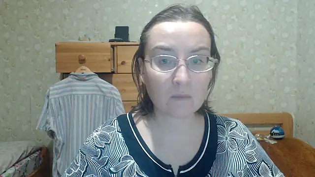 Smart Rose online show from January 2026 06:53:01 PM