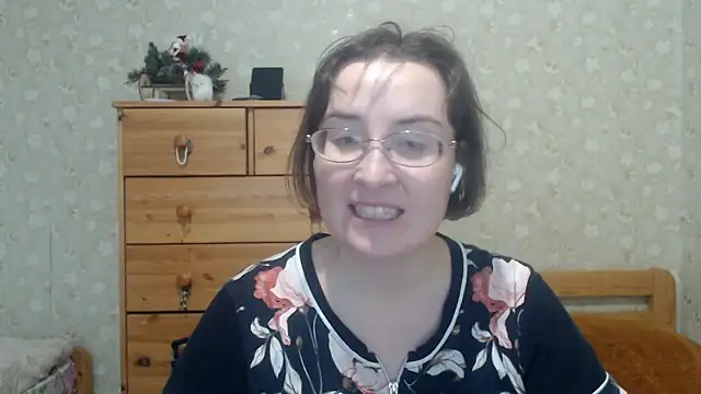 Smart Rose online show from February 2026 01:40:01 PM