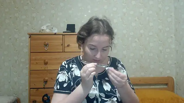 Smart Rose online show from April 2026 04:43:02 PM