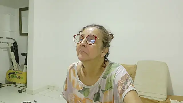 irisconde online show from January 2026 03:49:02 PM