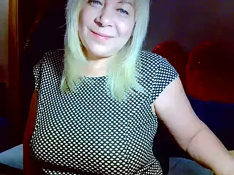 AgoniA7 online show from April 2026 02:44:01 AM