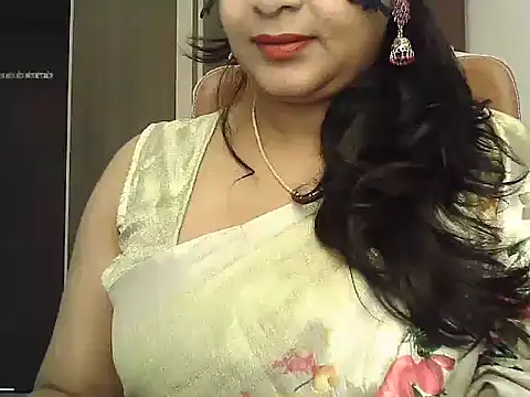 Snapshot of Spandana_Sweety chatting on October 2025 06:10:01 AM Spandana Sweety online show from October 2025 06:10:01 AM
