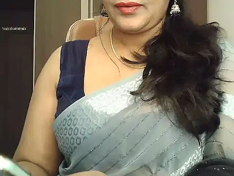 Snapshot of Spandana_Sweety chatting on November 2025 06:24:02 AM Spandana Sweety online show from November 2025 06:24:02 AM