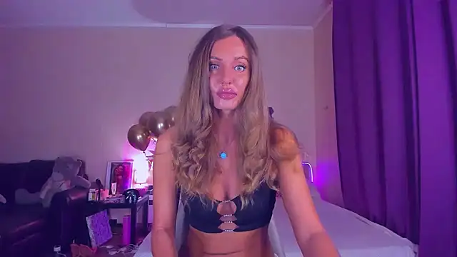 EmmaAbramson online show from November 2025 04:28:02 PM