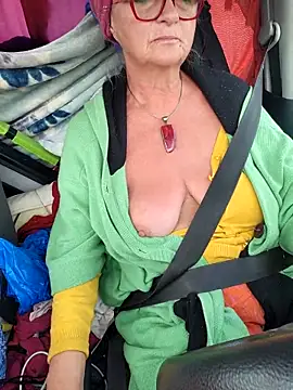 Snapshot of MucMilf59 chatting on February 2025 03:43:01 PM MucMilf59 online show from February 2025 03:43:01 PM