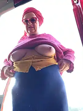 Snapshot of MucMilf59 chatting on February 2025 08:12:02 AM MucMilf59 online show from February 2025 08:12:02 AM