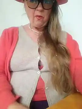 MucMilf59 online show from November 2025 11:20:01 AM