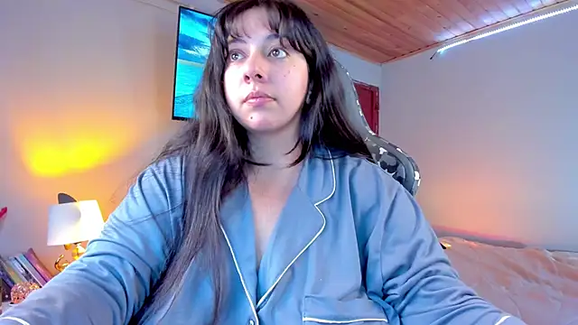 coraline latin online show from January 2025 09:35:02 PM