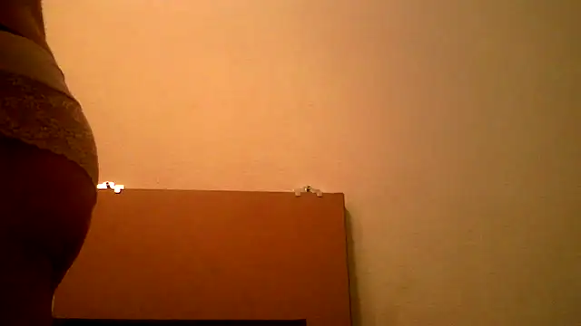 Snapshot of AthleticWomenizer2 chatting on September 2025 05:51:02 PM AthleticWomenizer2 online show from September 2025 05:51:02 PM