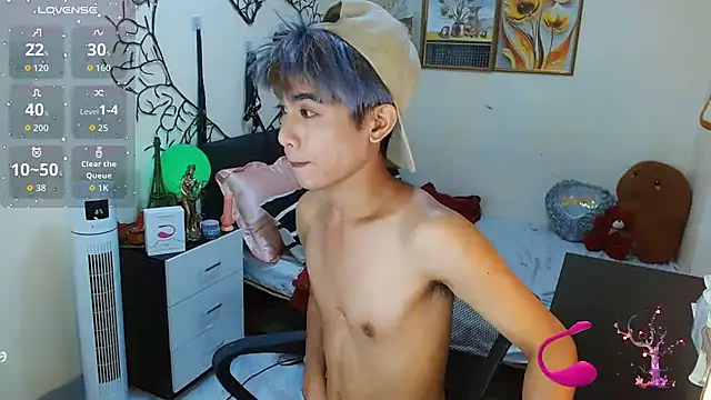 Snapshot of WildestTwink chatting on September 2025 03:57:01 PM WildestTwink online show from September 2025 03:57:01 PM
