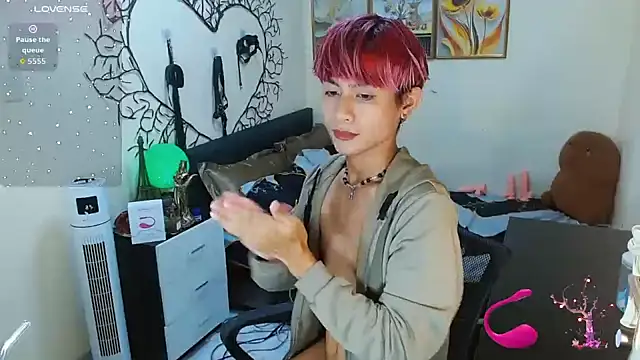 WildestTwink online show from October 2025 06:05:02 PM