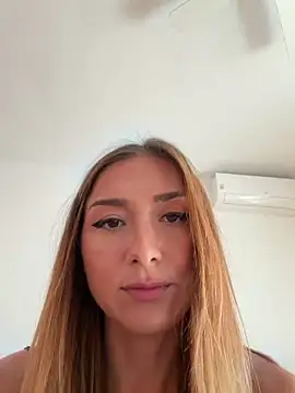 Snapshot of StracciaStella- chatting on June 2026 04:46:02 PM StracciaStella- online show from June 2026 04:46:02 PM