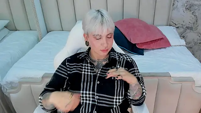 Snapshot of amy_ink chatting on September 2025 11:23:01 AM amy ink online show from September 2025 11:23:01 AM