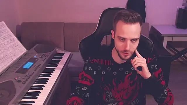 Snapshot of Sweetparker chatting on December 2024 09:51:01 PM Sweetparker online show from December 2024 09:51:01 PM