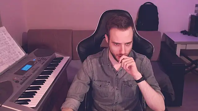 Snapshot of Sweetparker chatting on January 2025 05:54:02 AM Sweetparker online show from January 2025 05:54:02 AM