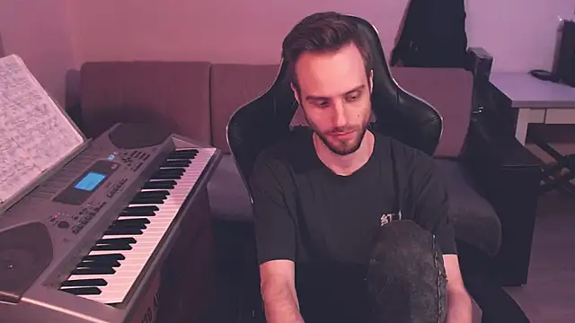 Snapshot of Sweetparker chatting on February 2025 10:49:02 PM Sweetparker online show from February 2025 10:49:02 PM