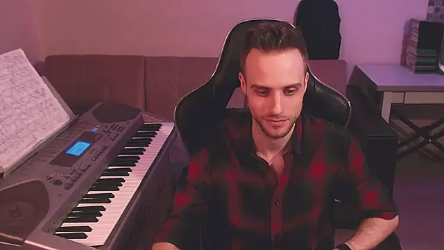 Snapshot of Sweetparker chatting on March 2025 07:05:01 PM Sweetparker online show from March 2025 07:05:01 PM