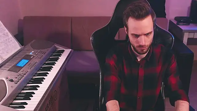 Snapshot of Sweetparker chatting on September 2025 06:35:02 PM Sweetparker online show from September 2025 06:35:02 PM