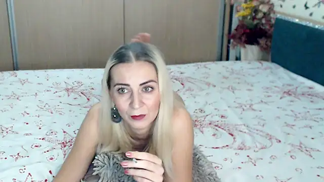 MirabelaSweet online show from December 2024 03:30:02 PM