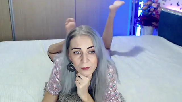 MirabelaSweet online show from December 2024 04:51:01 PM