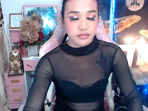 AsianMariaTs online show from October 2025 02:28:02 PM