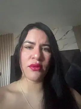 Zafira Alabi online show from December 2025 06:16:01 PM