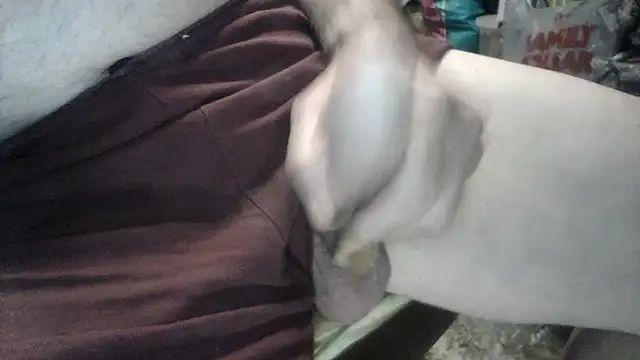 Snapshot of russtee chatting on November 2025 08:07:01 PM russtee online show from November 2025 08:07:01 PM