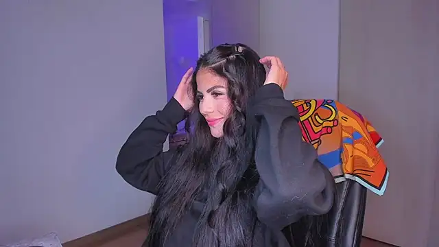 Lisegg  online show from December 2025 06:49:02 PM