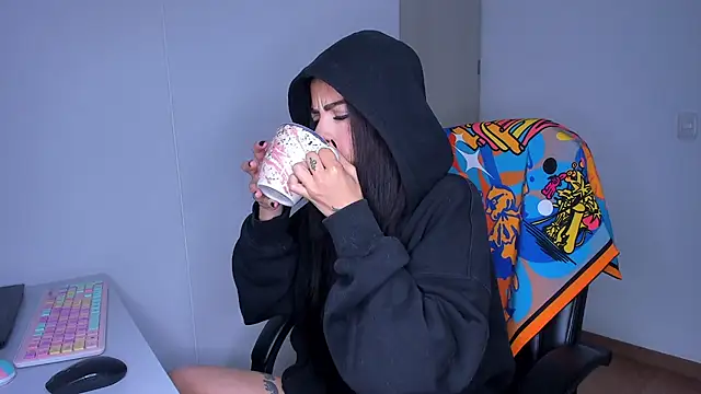 Lisegg  online show from April 2026 10:19:02 AM