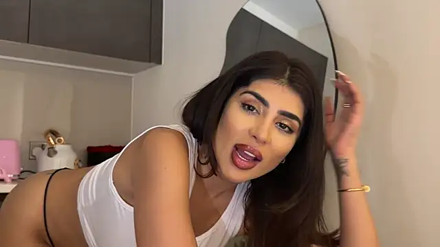 ArabicBarbie online show from April 2026 09:06:02 PM